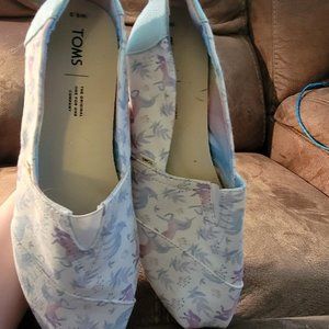 Toms